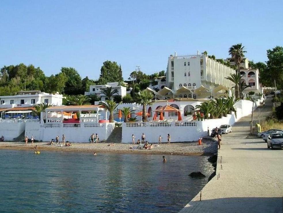 Villa Galanis By The Sea Niforeika Exteriér fotografie